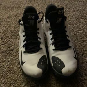 Nike 2020 KD Basketball shoes almost brand new